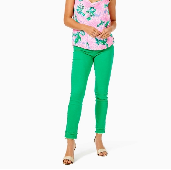 IZOD Raw-Edge Hem Ankle Skinny Jeans - Picture 1 of 8